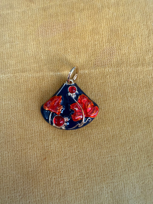 the Maple pendant